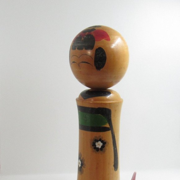 BIg green Japanese kokeshi doll/ kokeshi doll/ set - Picture 7 of 9